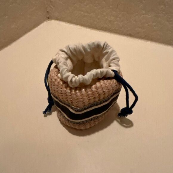 Christian Dior Beauty Mini Raffia Drawstring Top Bag Blue White Logo Coastal - Picture 4 of 10